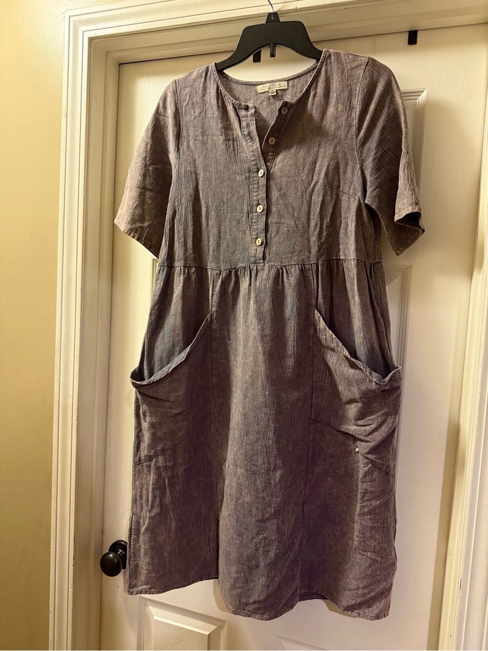 Polagram Relaxed Button-Front Midi Dress in Dusty Lavender